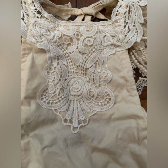 Vintage Ruffle Lace Baby Girl Romper - Picture 8 of 15